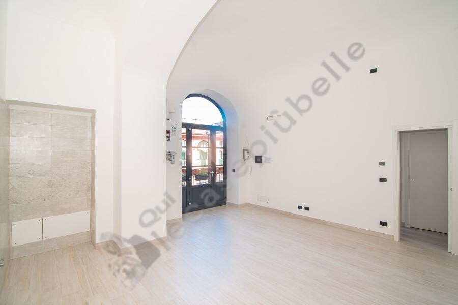 Piazza Vittorio pressi via vanchiglia bilocale bellissimo vendesi 03